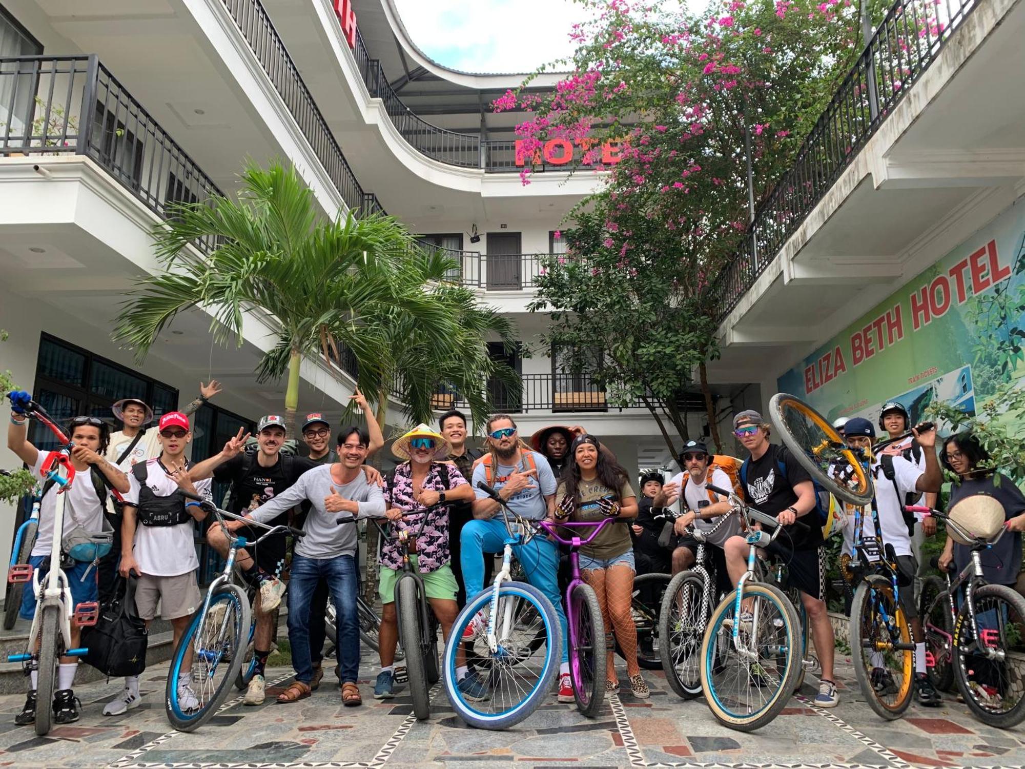 Elizabeth Hotel Tam Coc Нин Бин Екстериор снимка
